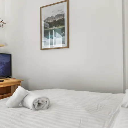 Cosy A 5 Min A Pied Des Bains Avec Parking * لوكباد